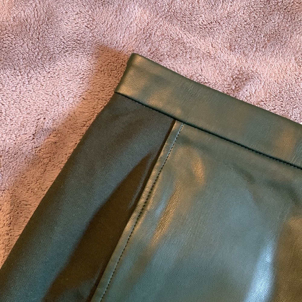 Green Ann Taylor pencil skirt - Picture 4 of 4